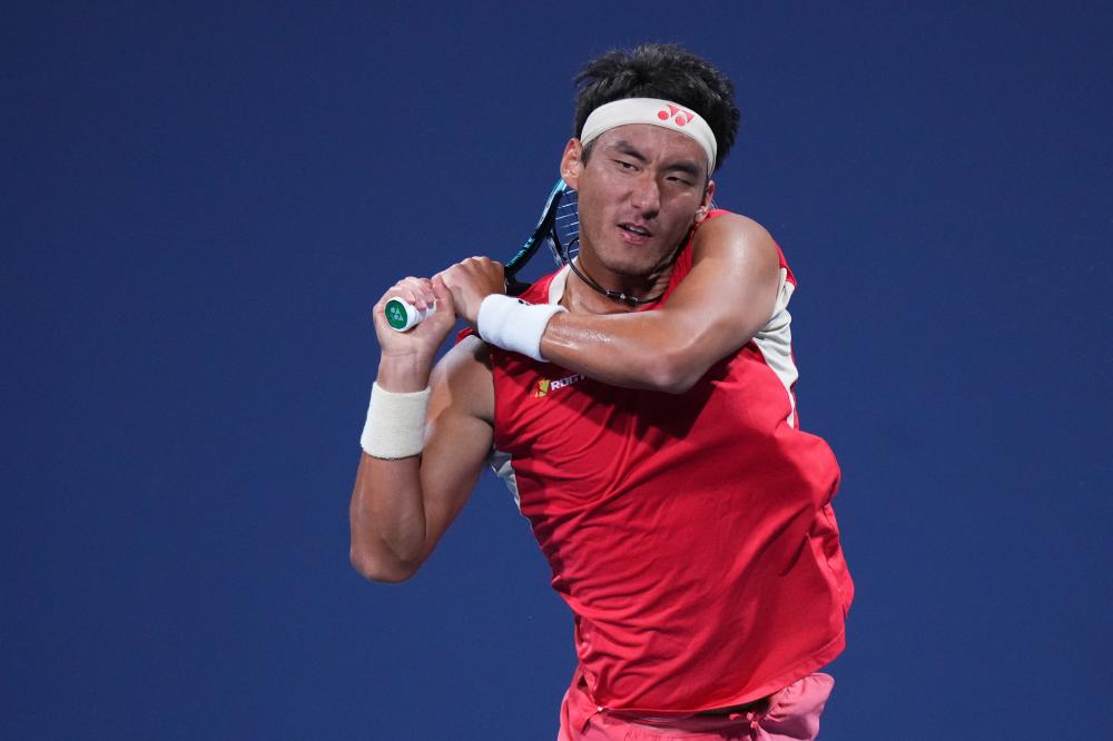 官方：英格兰名哨奥利弗将执法欧冠皇马客战奥林匹亚科斯